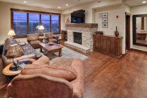 Silver Star #1304 - 2 Bed Condo +Spa